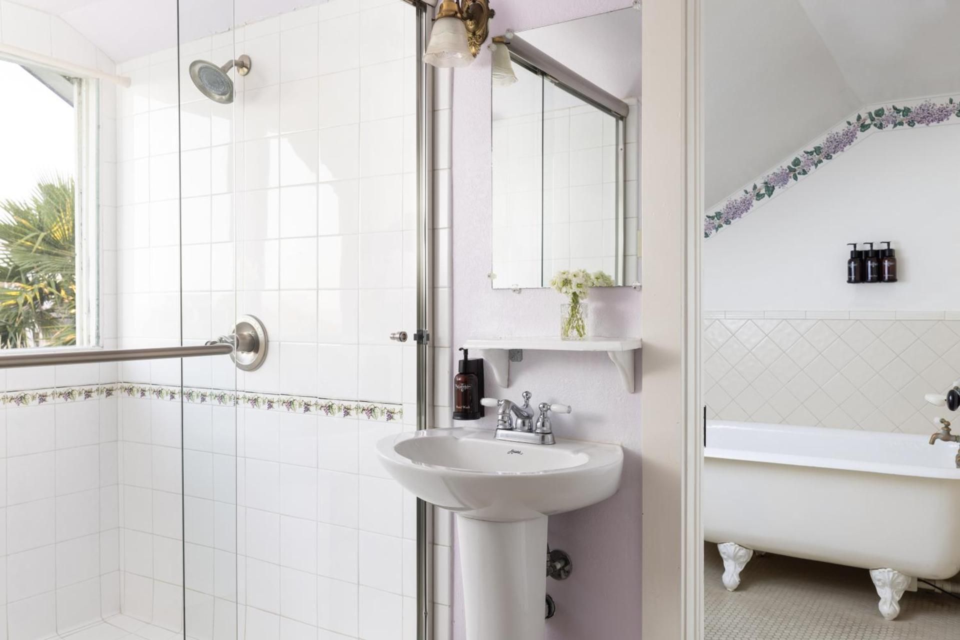 undefined Centrella Hotel, a Kirkwood Collection Hotel 9