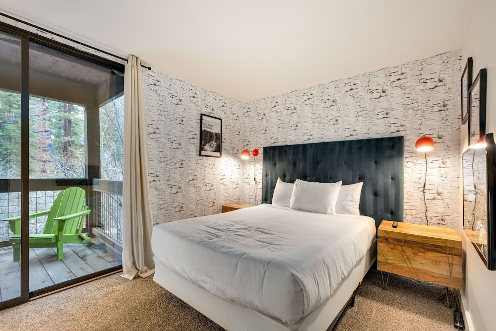 Northstar California Resort Condo, 3 Bedrooms (Mountain, 2 Bathrooms) 3