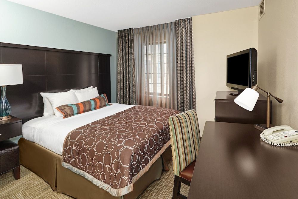 Suite, 1 Bedroom, Accessible, Kitchen (Roll-In Shower)