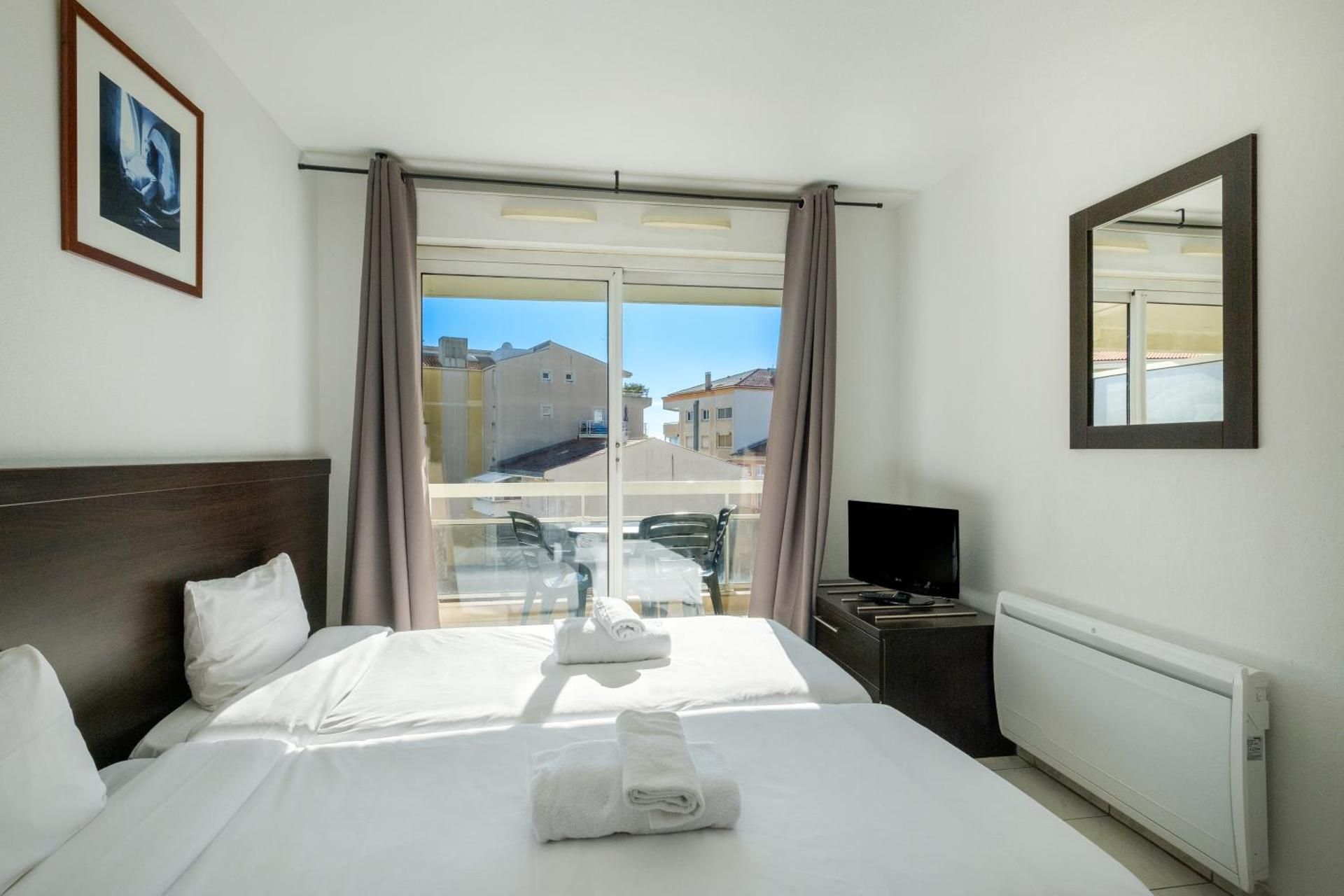 undefined ResidHotel Cannes Festival 2