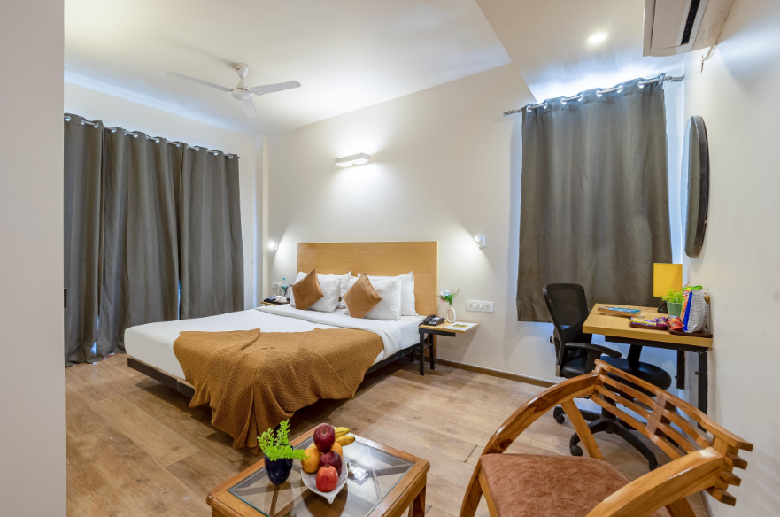 Bk Studio Rooms Near Huda City Center Deluxe Room With (High Speed Wi-Fi)