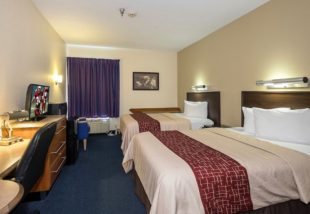 Deluxe Room, 2 Double Beds, Accessible, Non Smoking