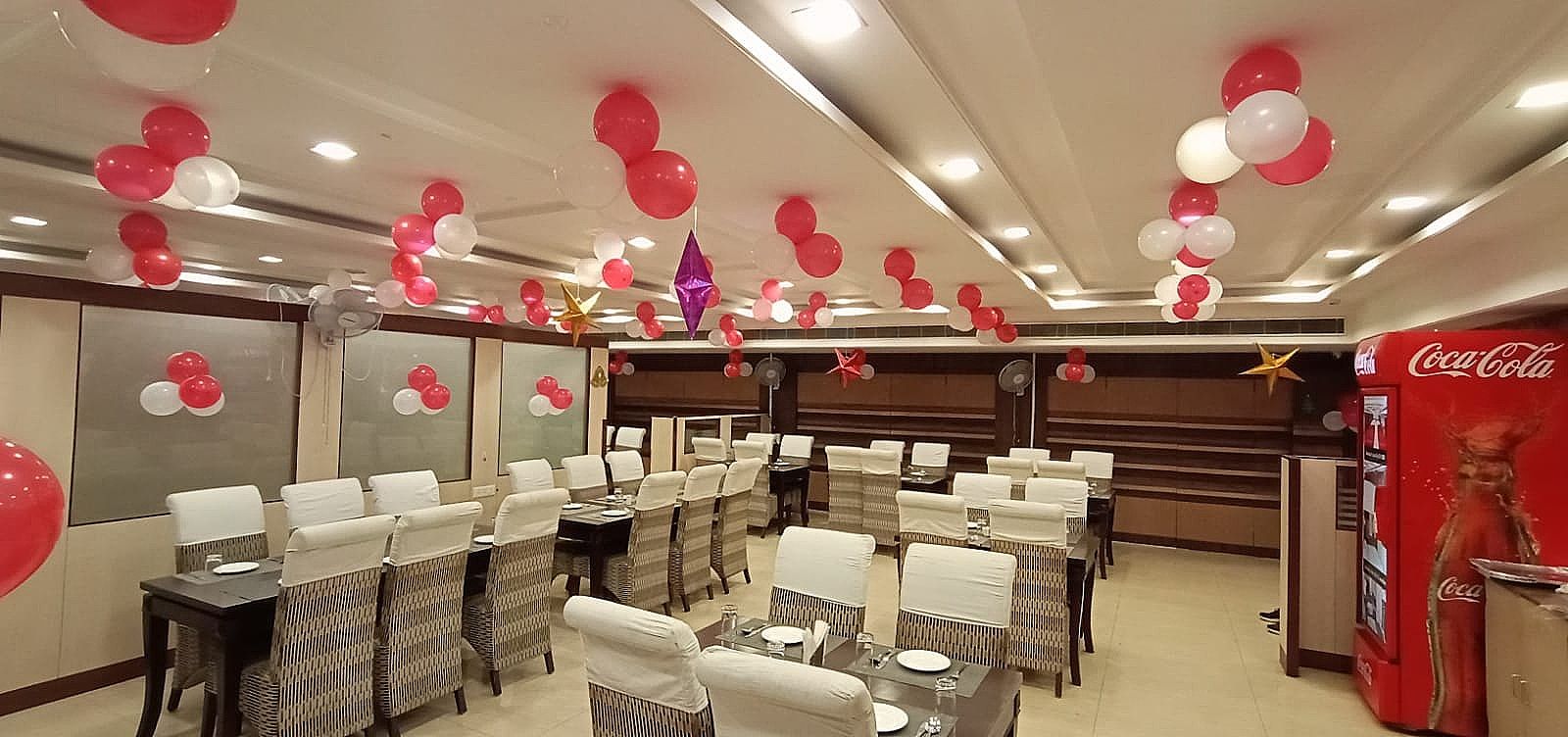 Food & Dining