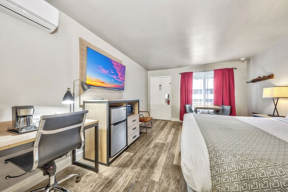 undefined Forest Suites Resort at Heavenly Village 2