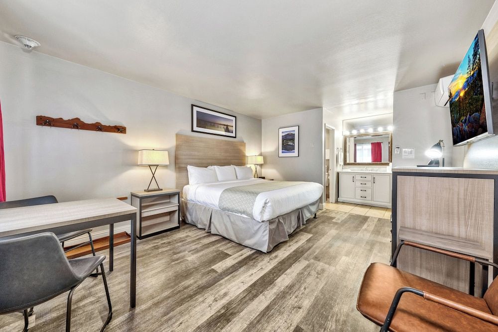 undefined Forest Suites Resort at Heavenly Village 3