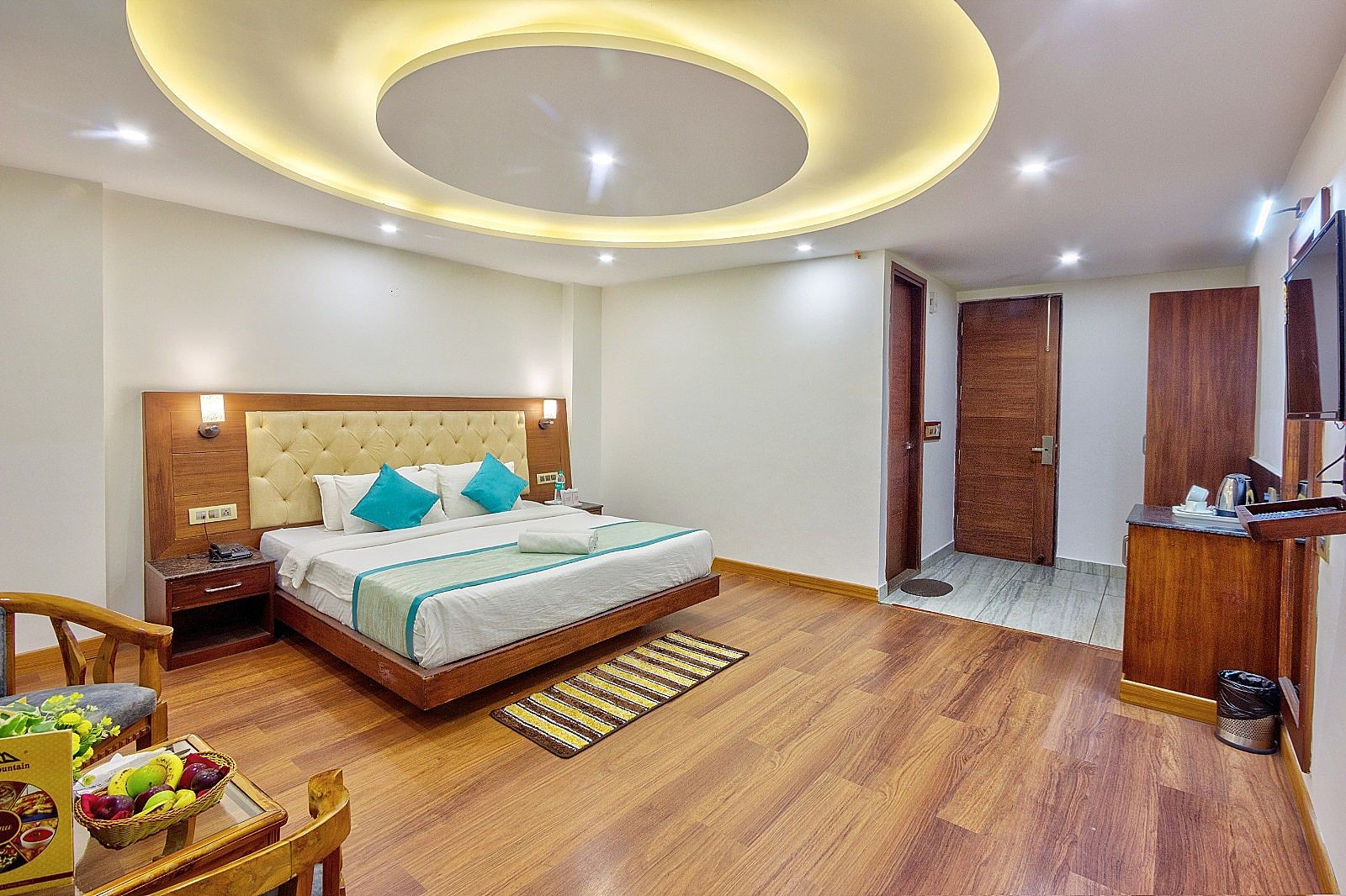 Junior Room Without Balcony and Valley View