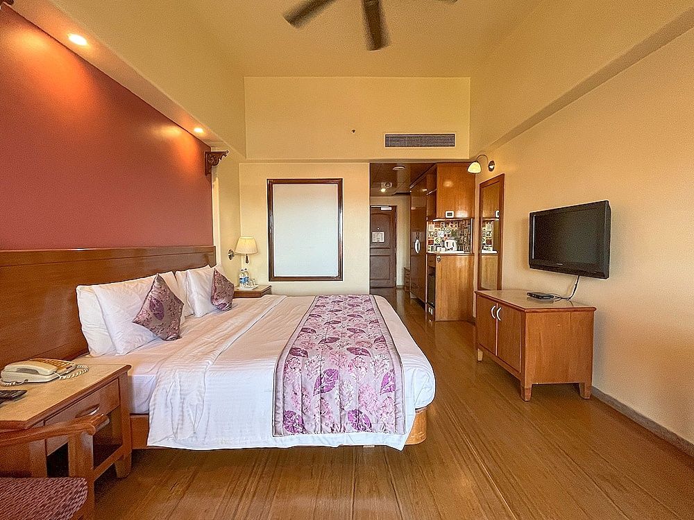 Acron Candolim Regina. Deluxe Room 3