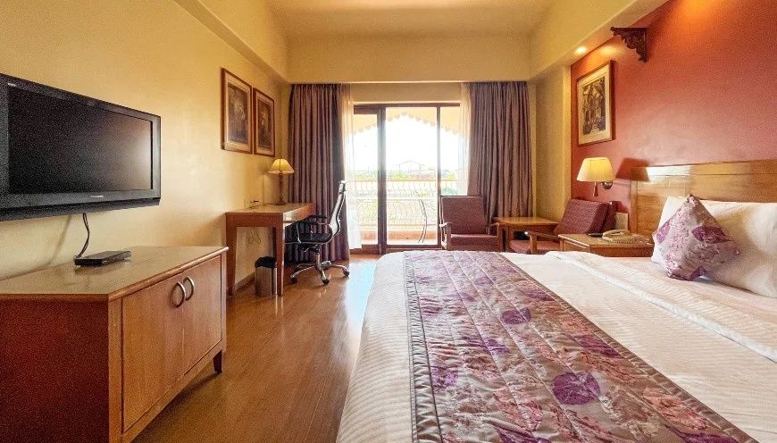 Acron Candolim Regina. Deluxe Room 8