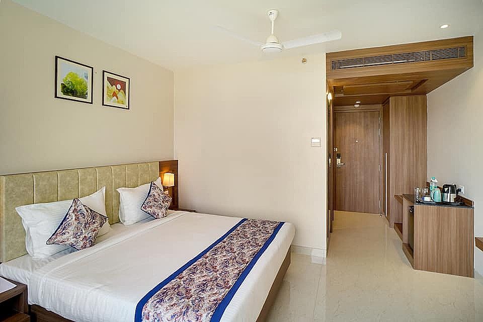HOTEL FOUR ELEMENT Executive Room 3