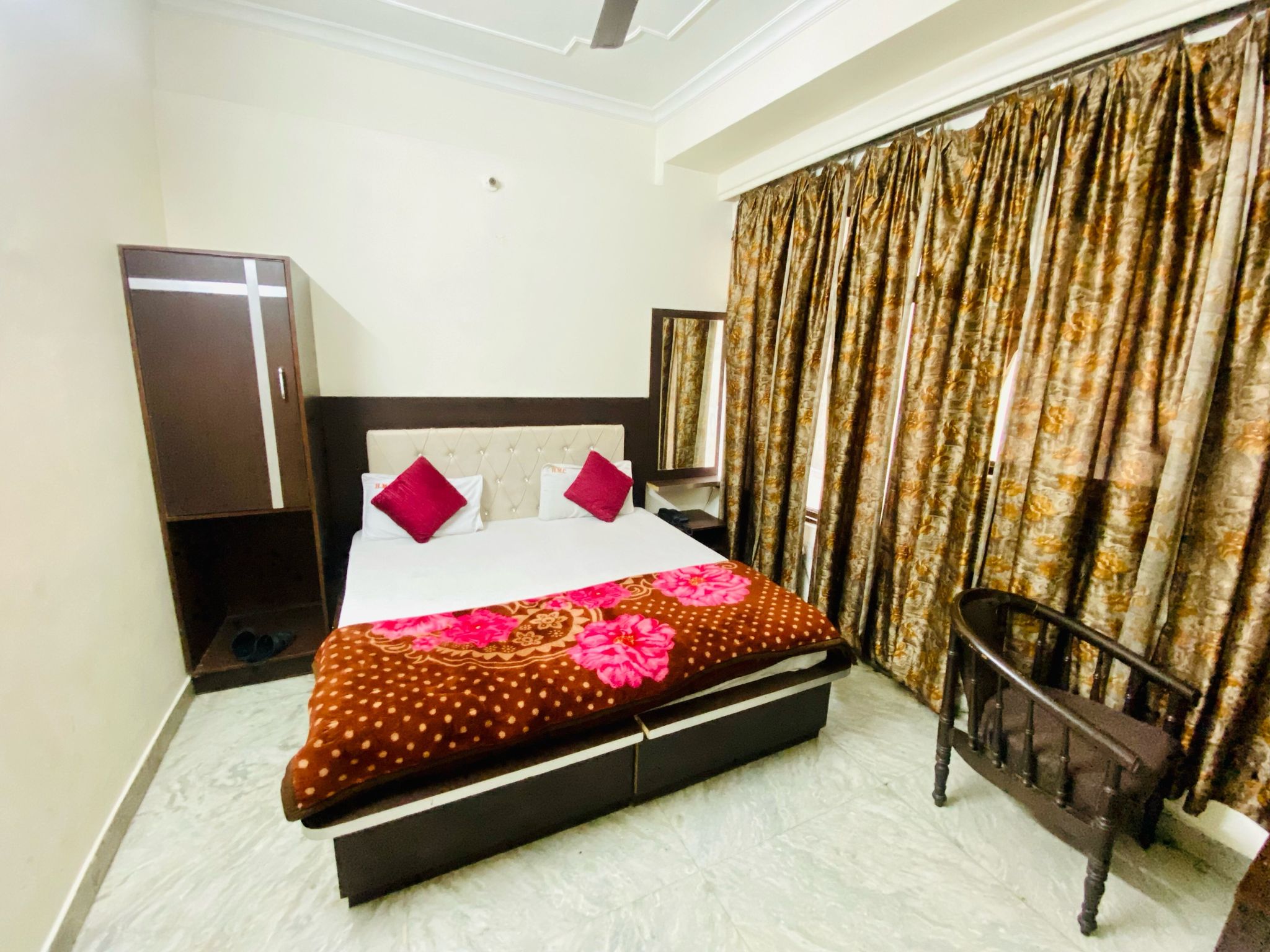 undefined Hotel Mayur Classic 4