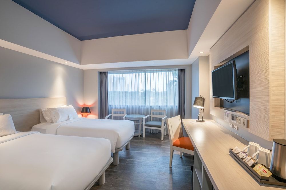 Mercure Convention Center Ancol Superior Room, 1 Twin Bed, Park View