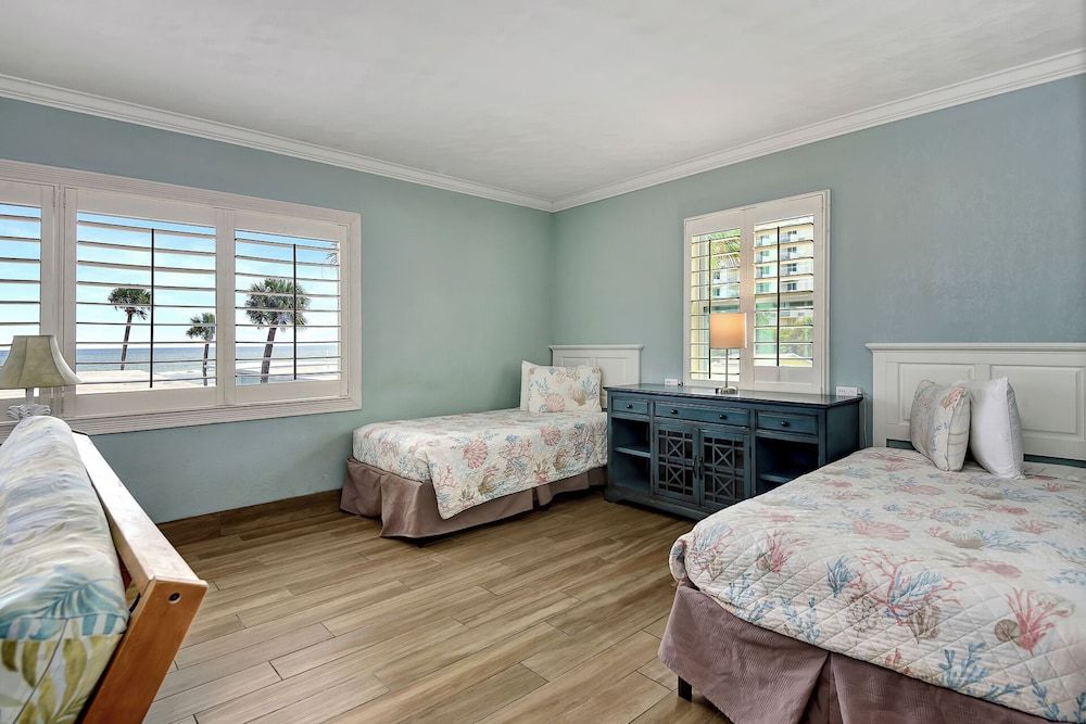 Shoreline Suites & Cabana Cottages Apartment, 1 Bedroom, Kitchen, Ocean View 6