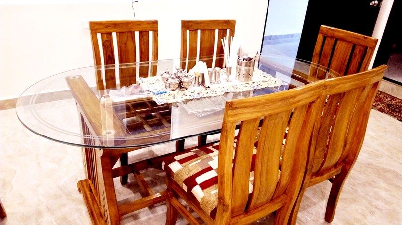 Food & Dining