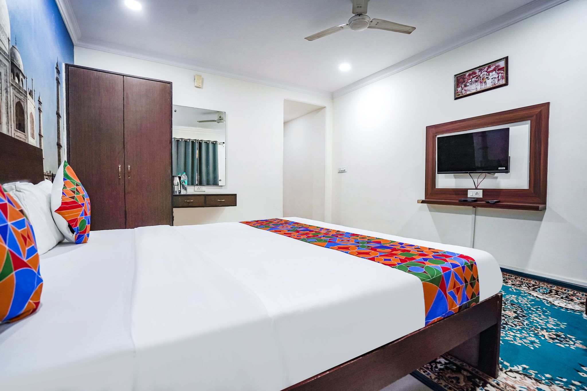 Hotel Luxeevista by Navodayans Deluxe Room 2