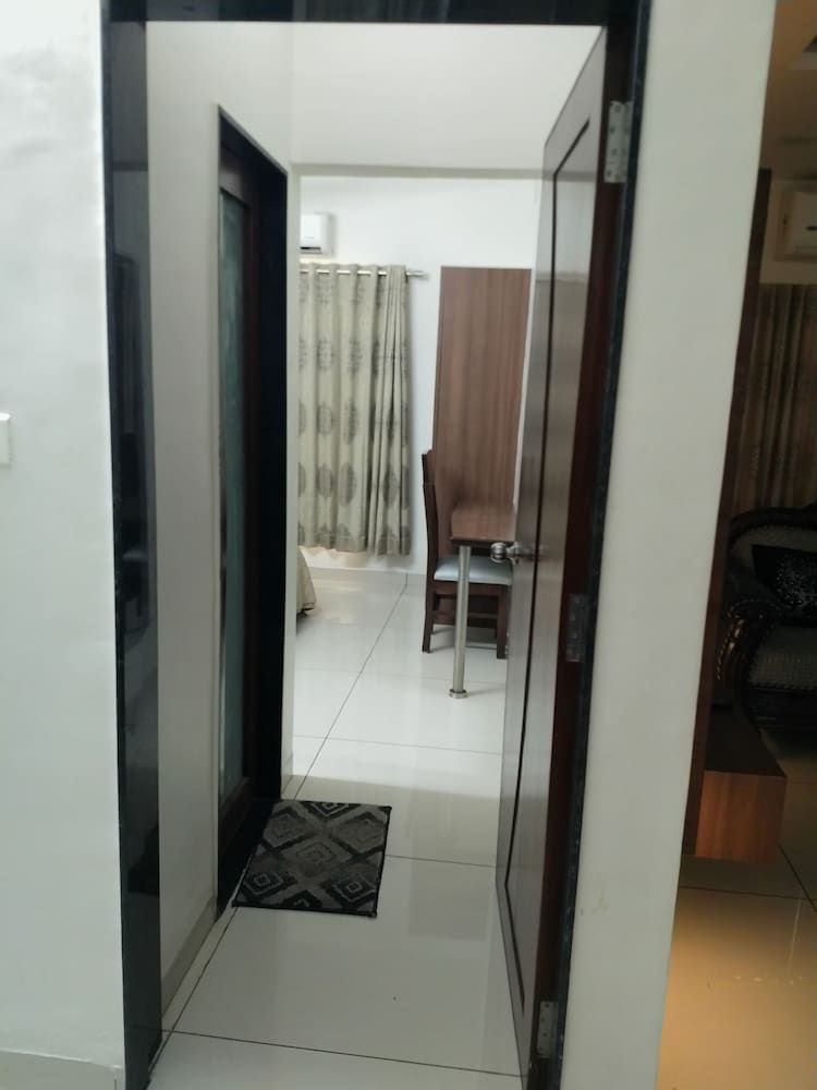 Indra Residency Standard Apartment, 1 Queen Bed, Non Smoking 22