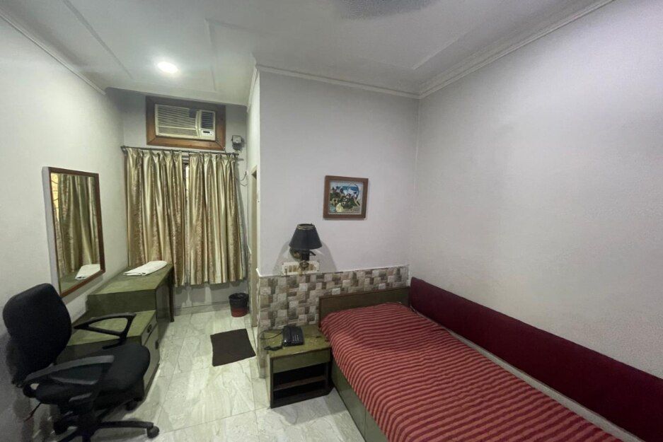 undefined Hotel Capella 5