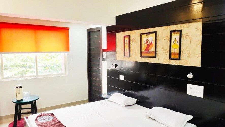 Super Deluxe Room