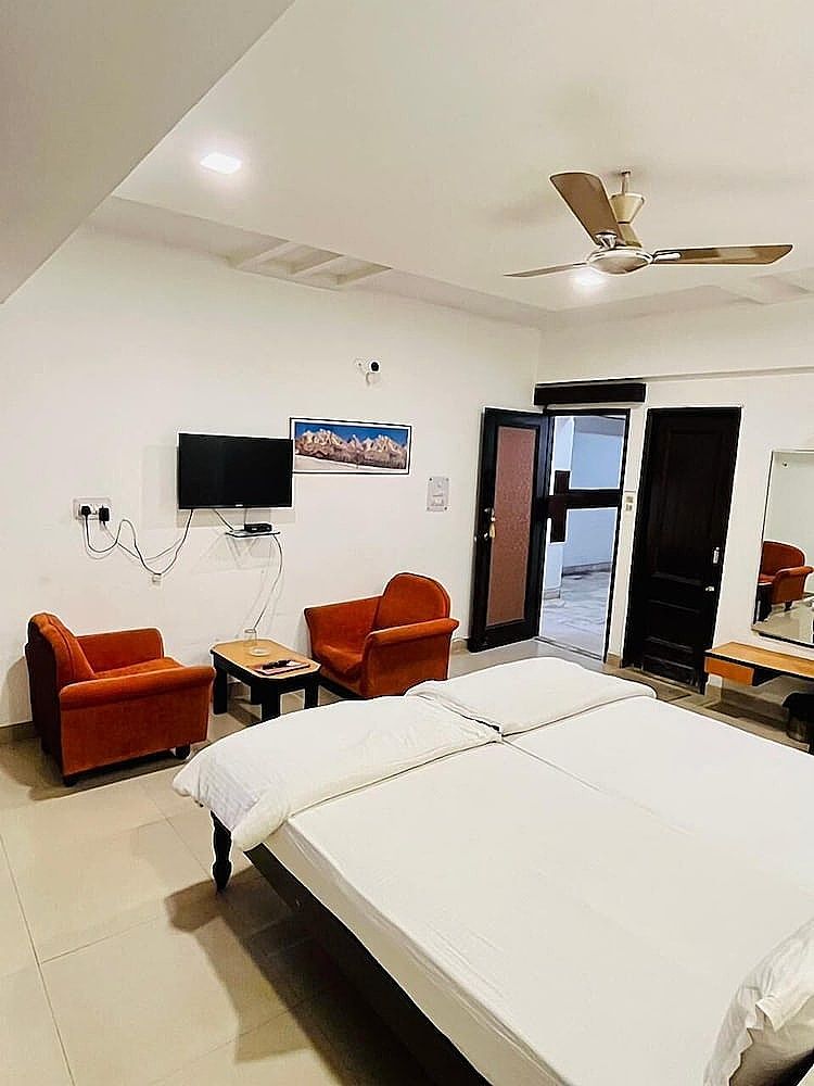 Hotel Pathik Standard Room 6