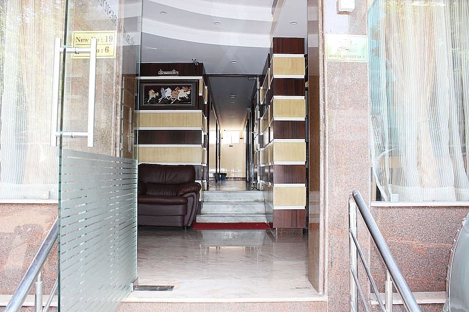 undefined Royal Residency 5