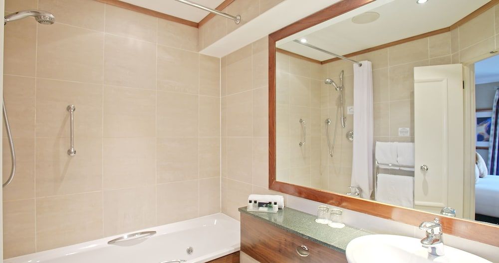 Harbour Heights Hotel Standard Double Room 5