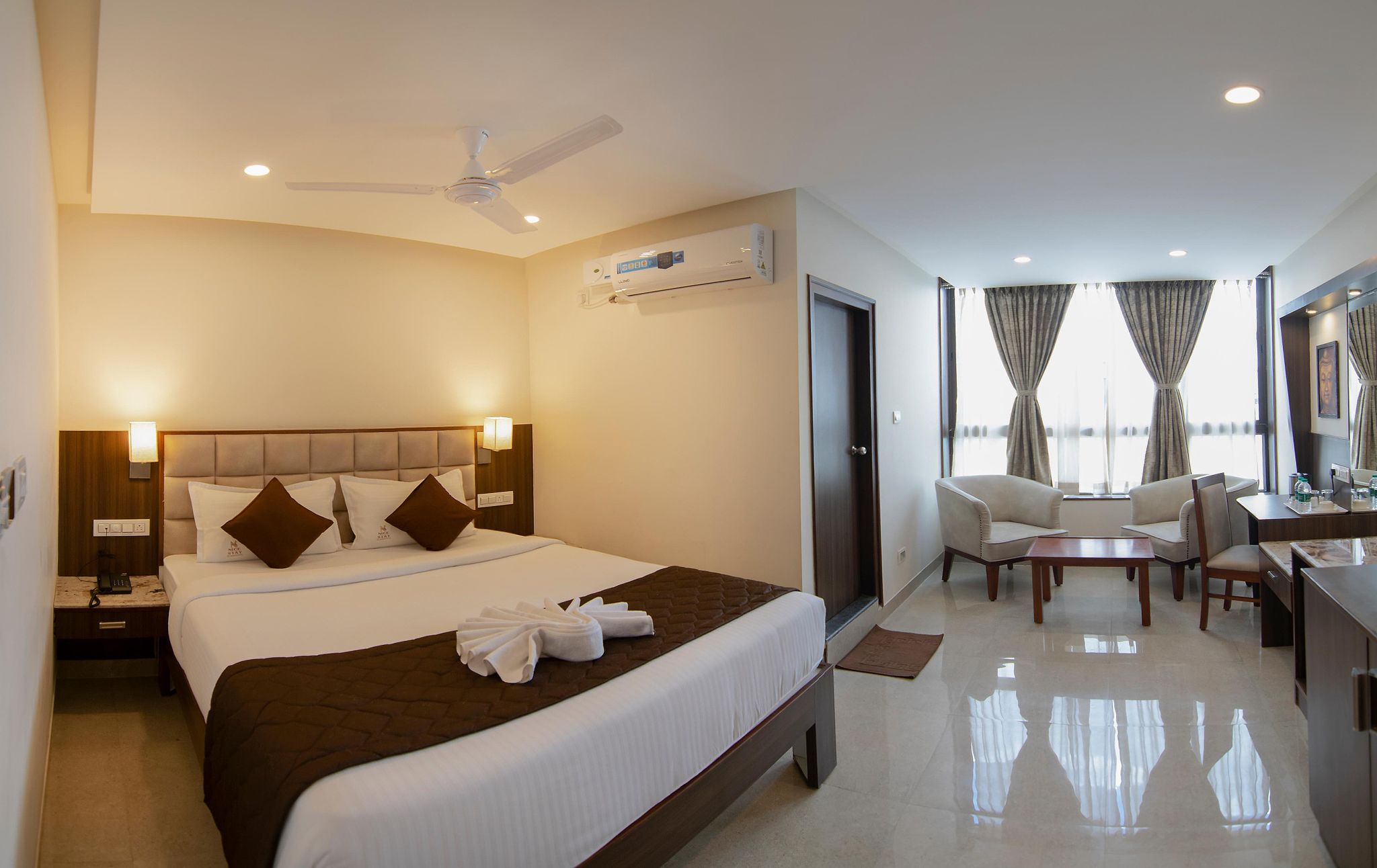 Hotel Dasya (Formerly Nice Stay The Business Hotel) Deluxe King Room 3