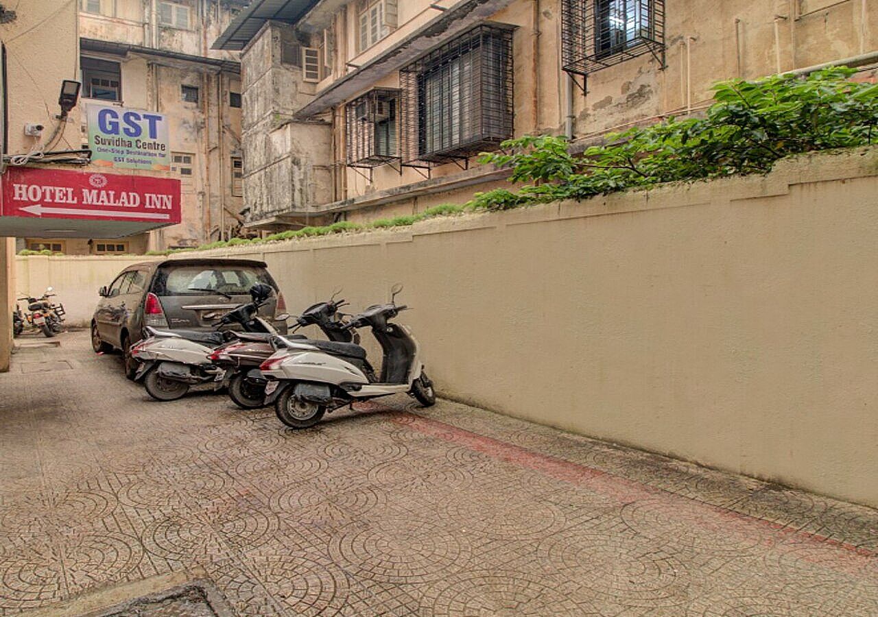 undefined Hotel Malad Inn 7