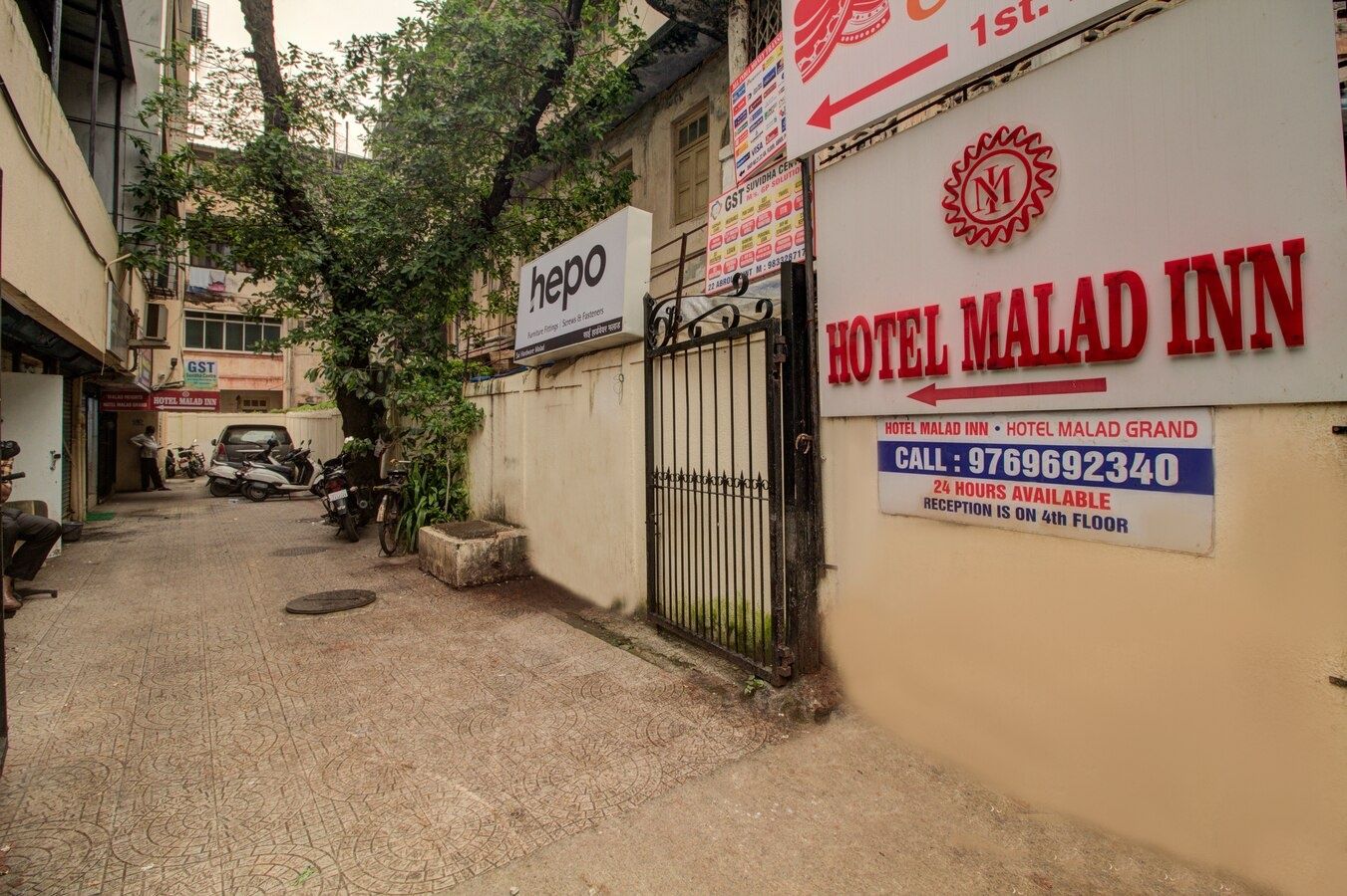undefined Hotel Malad Inn 9