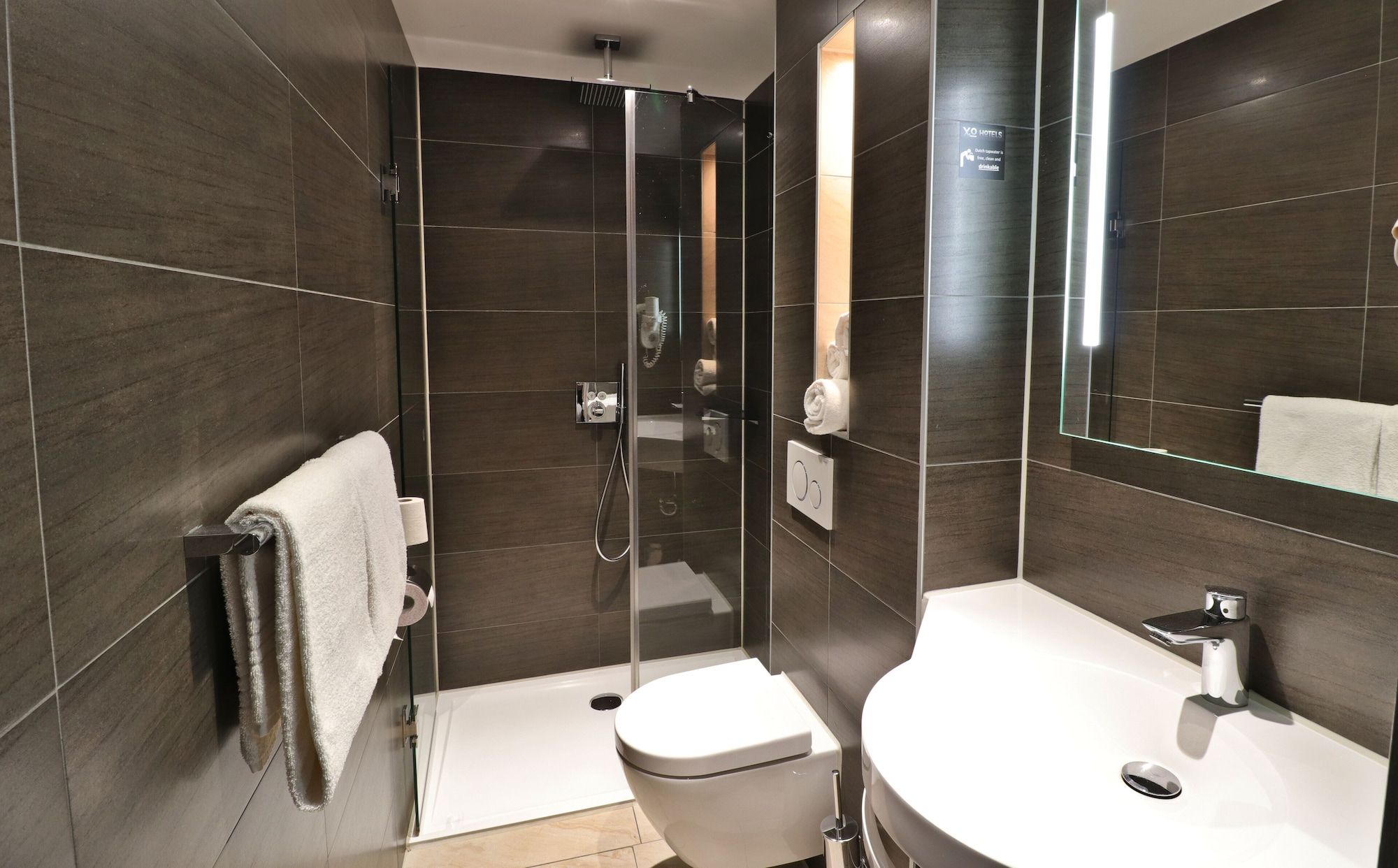 undefined XO Hotels Infinity 9