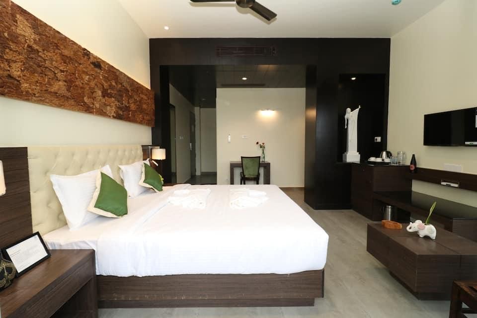 Sea Hills Hotels Premium Suite Room Sea View 3