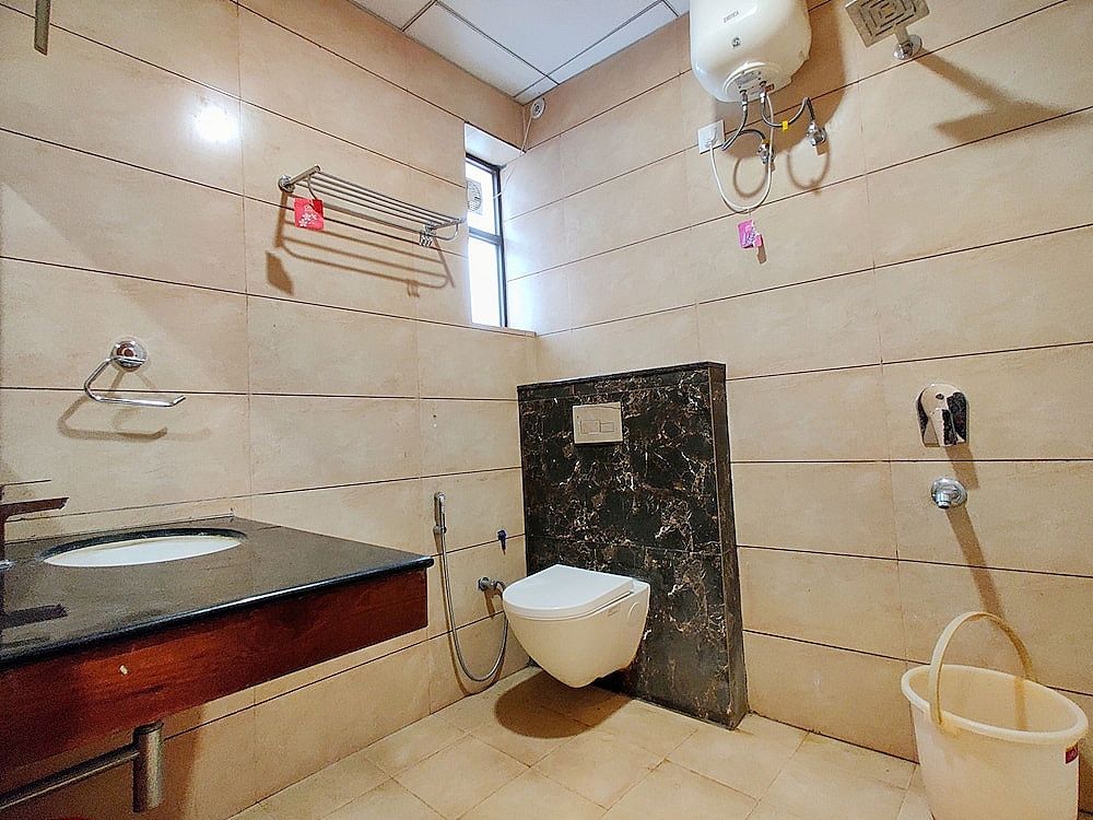 Hotel Divine Residency Deluxe Room 9