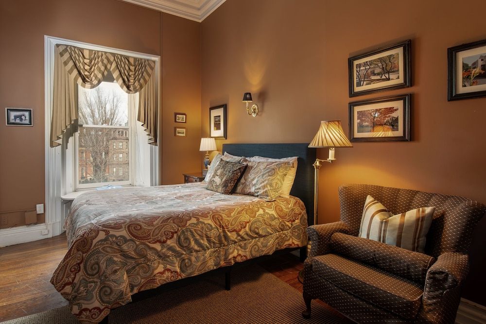 undefined The College Club of Boston 9