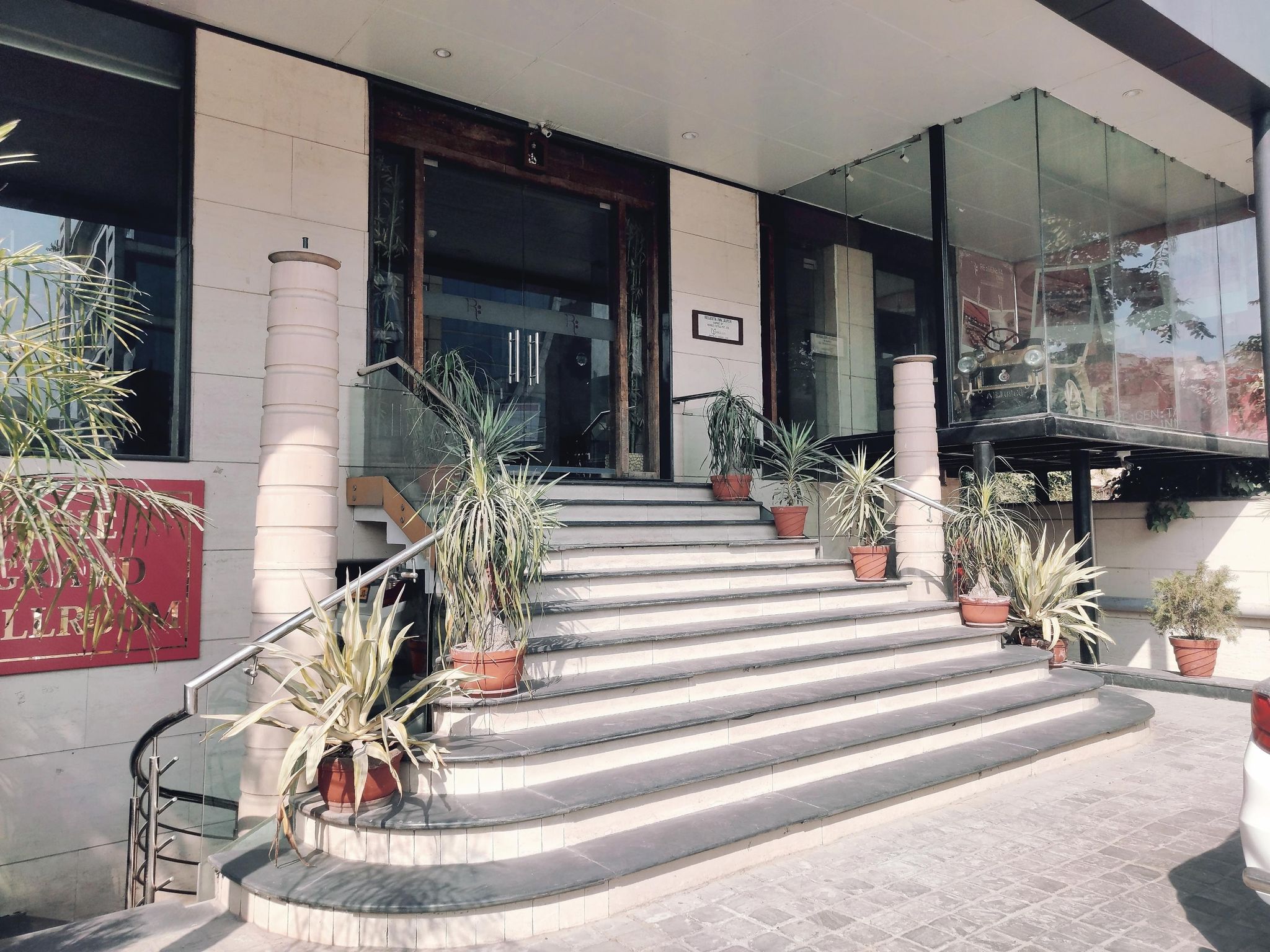 Hotel Exterior