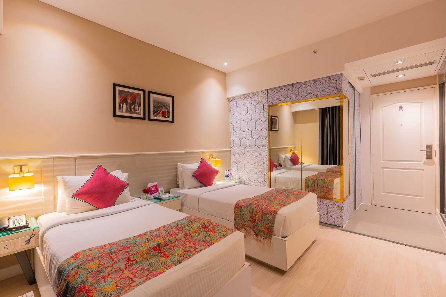 Regenta Inn Jaipur, Adarsh Nagar Deluxe Twin Room 3