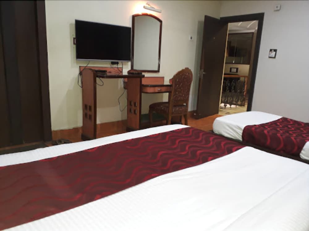 undefined Hotel JK Raj 8