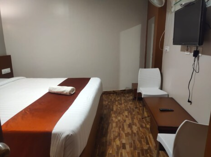 Lobosa Comforts Standard Room 6