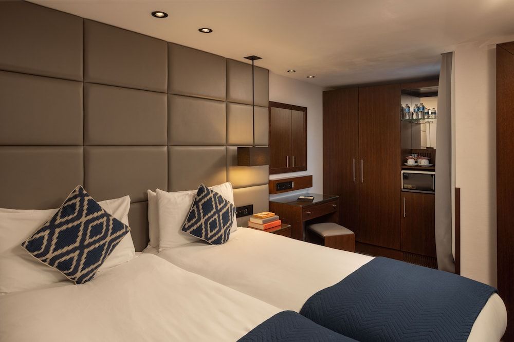 Montcalm Chilworth Townhouse, Paddington Deluxe Twin Room 4