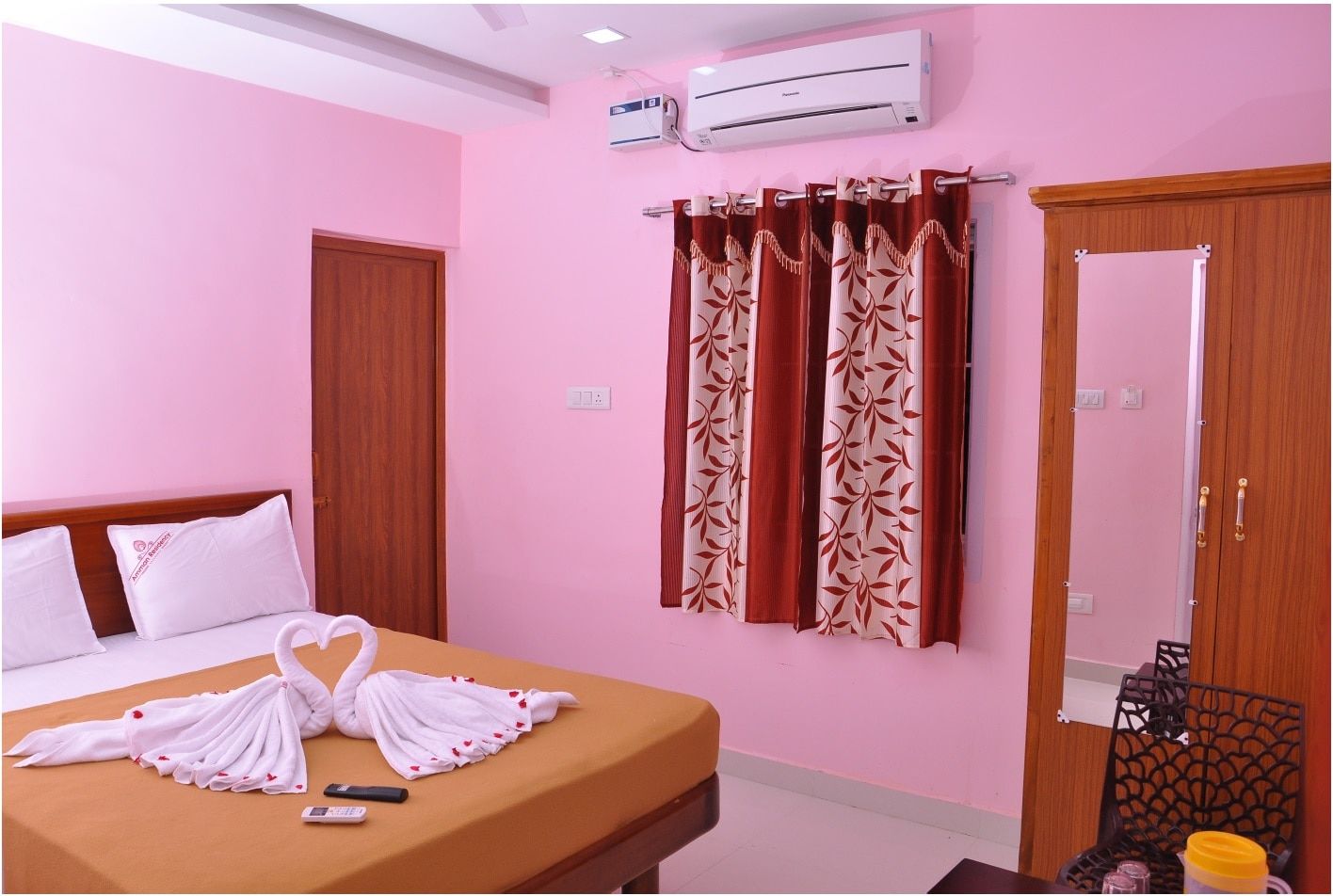 Amman Residency Deluxe Double Room 2