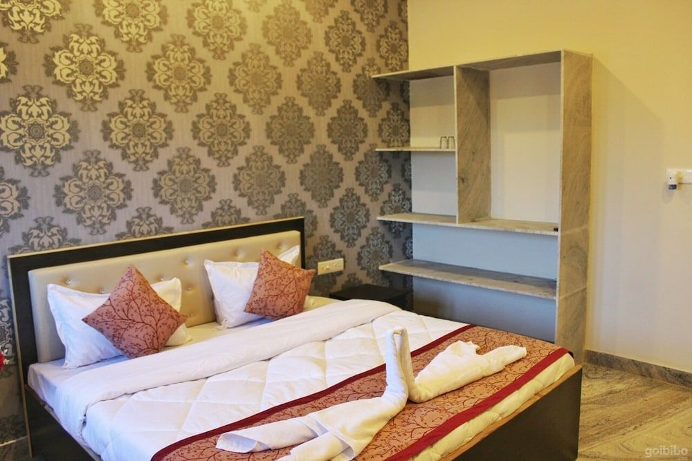 Kanhaiya Home Stay Superior Room, Balcony, Lake View