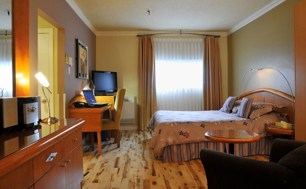 Auberge Le Pomerol Superior Room, 1 Queen Bed 2