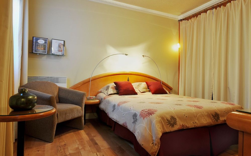 Auberge Le Pomerol Standard Room, 1 Queen Bed