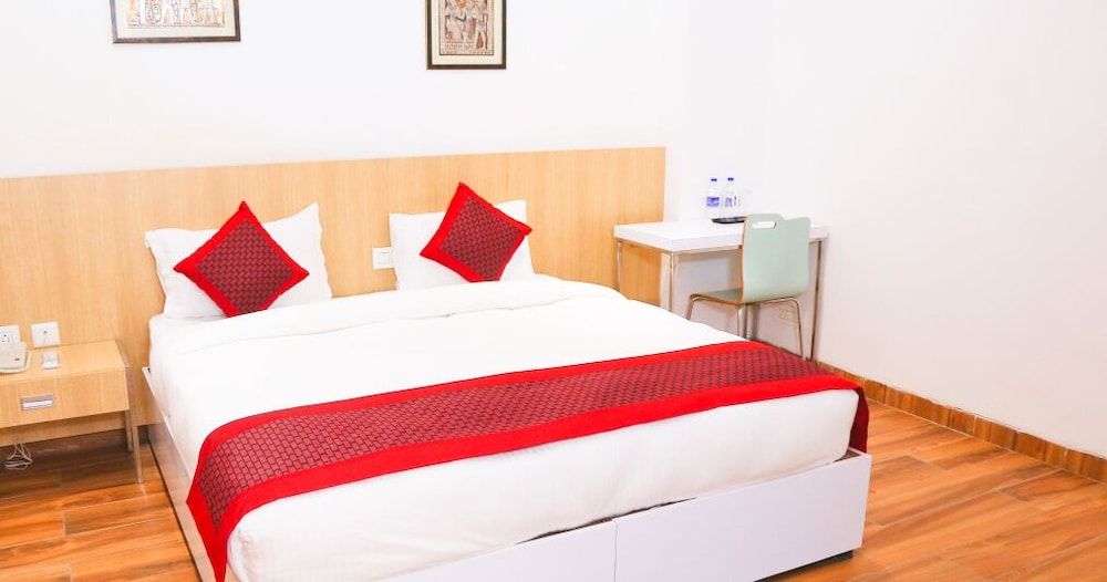 VAC Hotel Noida Deluxe Studio 4