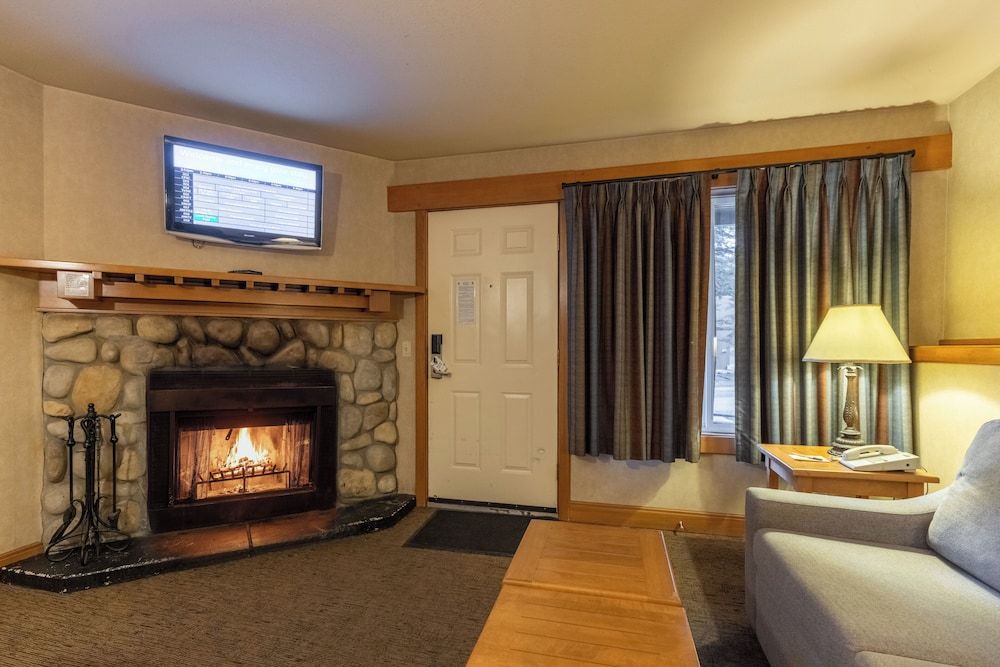 Hidden Ridge Resort Deluxe Condo, 1 Queen Bed 5