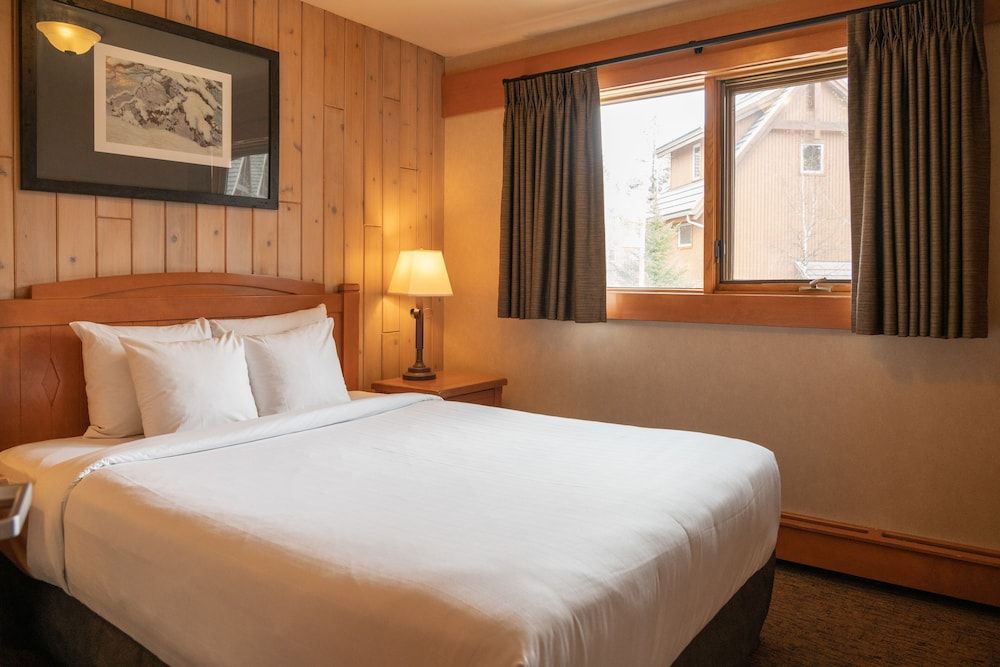 undefined Hidden Ridge Resort