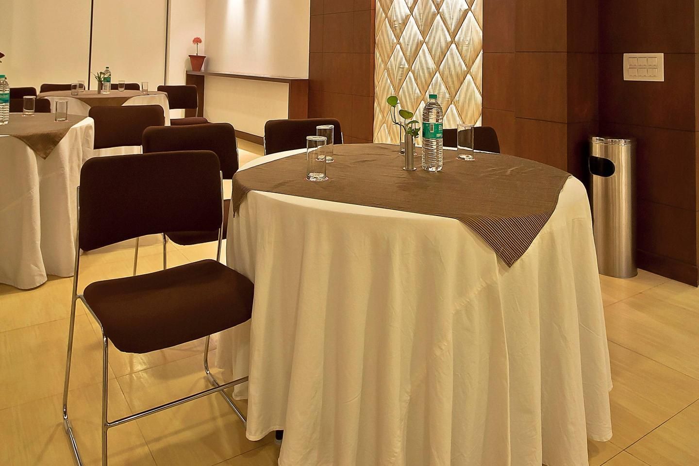 undefined Blooming Inn 9