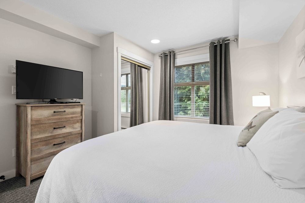 #305 Lost Lake 2 Bedroom