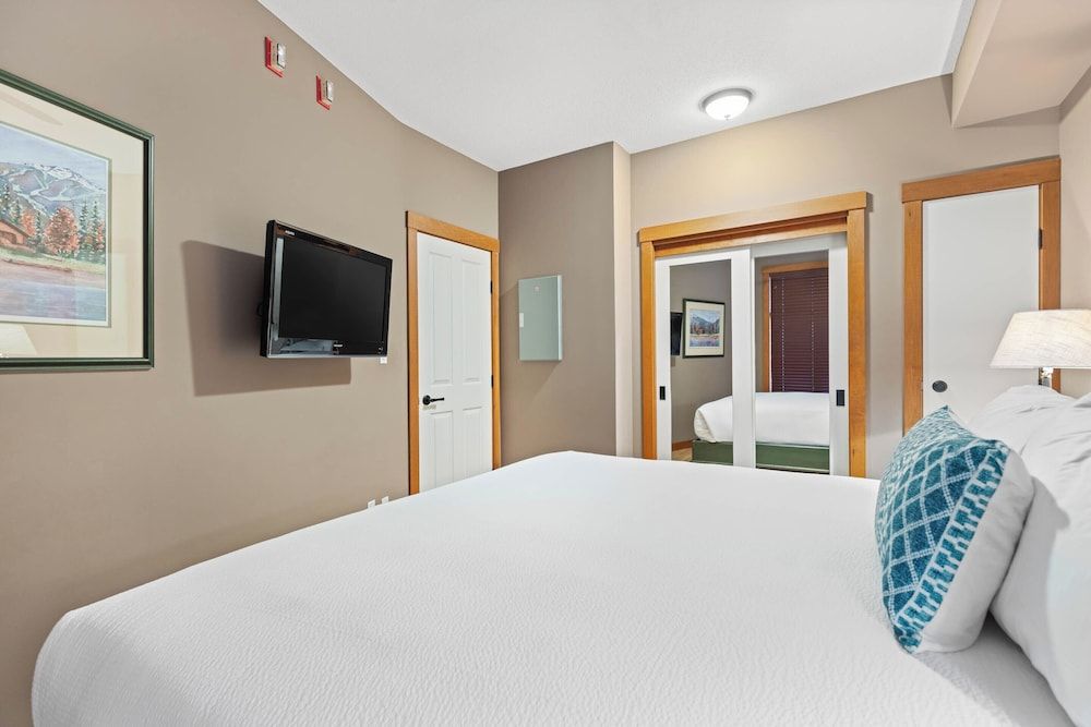 # 210 Lost Lake 1 Bedroom