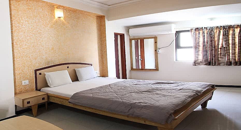 Hotel Moscow Deluxe Room 5