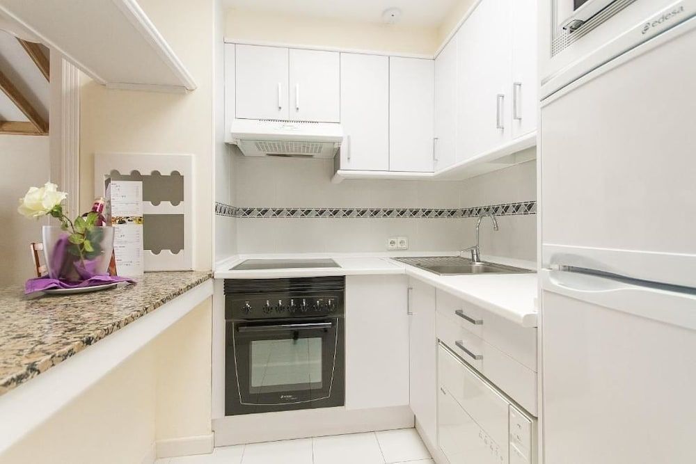 Sands Beach Resort Superior Apartment, 2 Bedrooms, Beach View 4