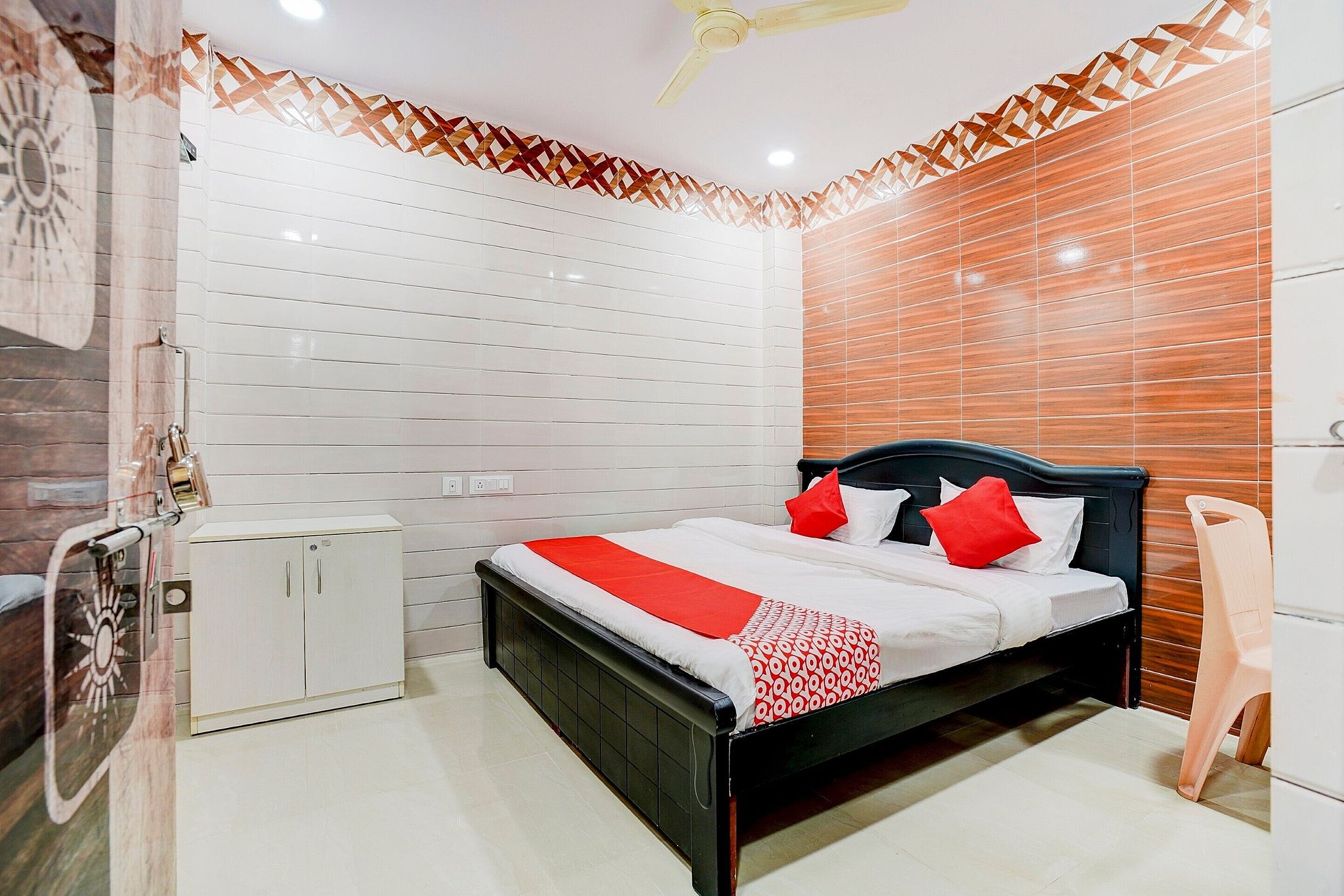 undefined Hotel O Aroma Classic Near Nampally Main Railway station 4