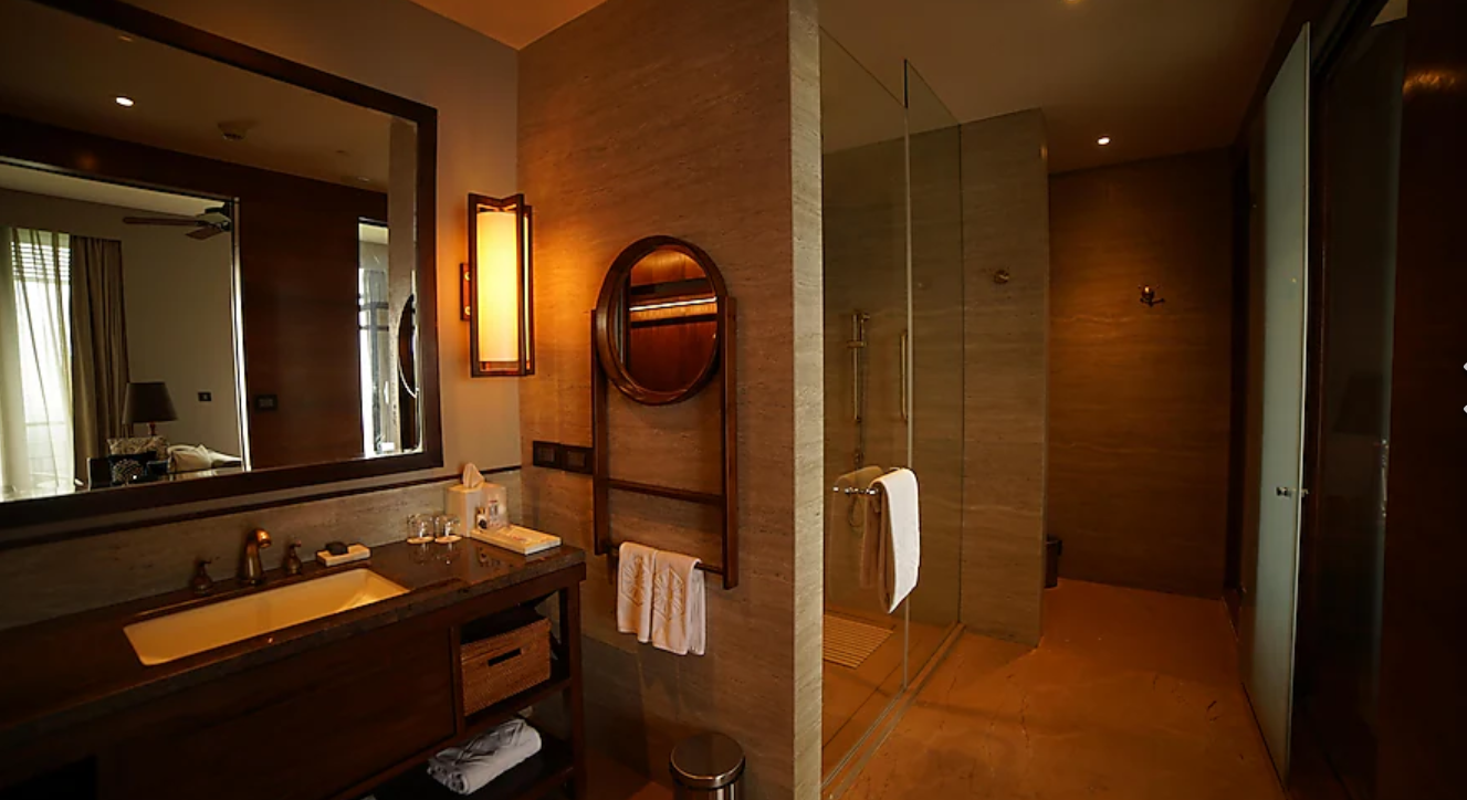 Taj Chia Kutir Resort And Spa, Darjeeling Deluxe Room King Bed 5